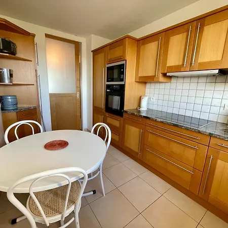 Spacious Bay View Floor 9 Parking