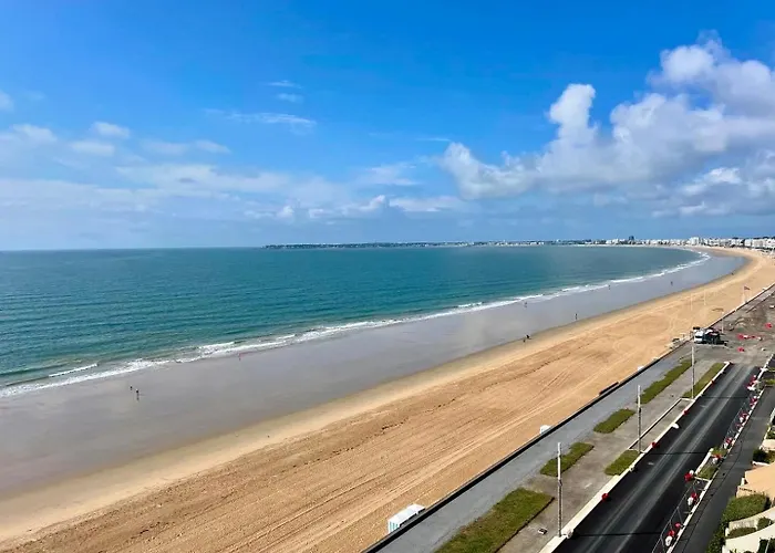 Spacious Bay View Floor 9 Parking Apartment *